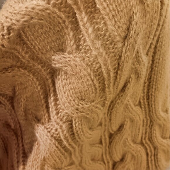 Cable Knit Criss-Cross Sweater - Picture 5 of 6